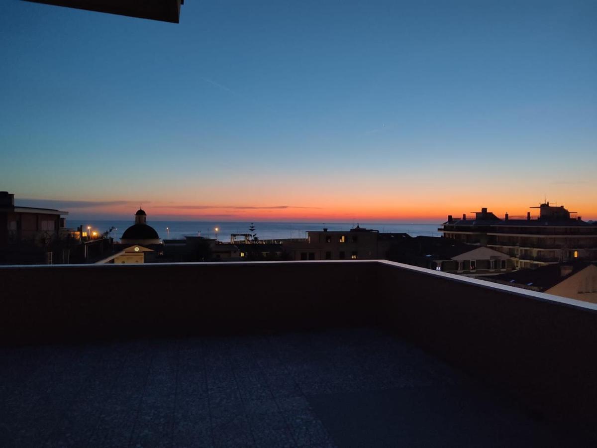 La Terrazza Di เคียวารี ภายนอก รูปภาพ